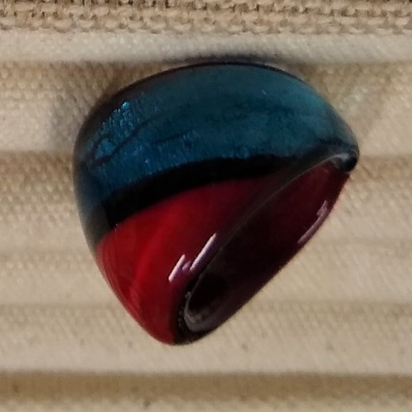 Hand-blown Glass Ring Crafted by Southern California Artisan - Picture 6 of 7